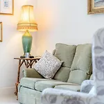 2 Bed In Oc-t35182