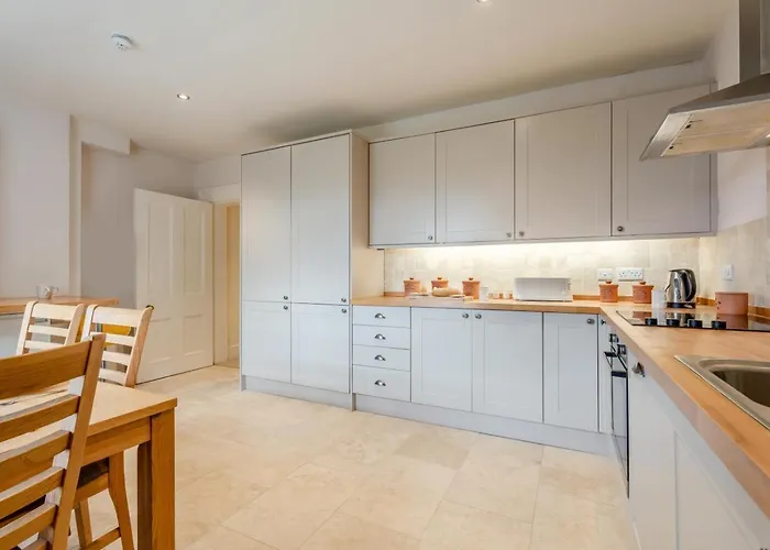 2 Bed In Oc-t35182 * Spennithorne